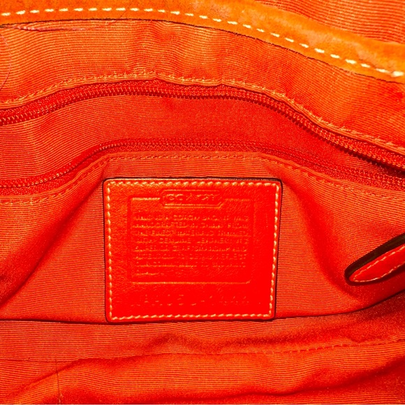 COACH mini hand bag 🌸 - Picture 4 of 6